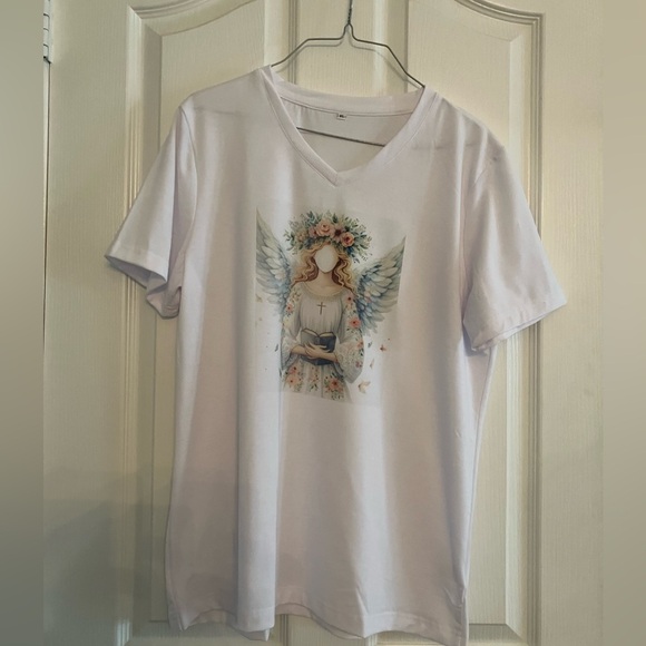 🪽Very Pretty Woman’s Angel Tee Shirt 🪽 - Picture 1 of 4